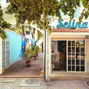 Selina מלון